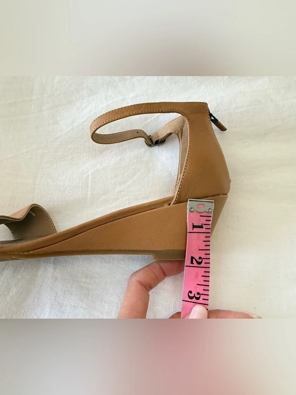 Eileen Fisher | Women's 9.5 | Mara Ankle Tumbled Honey Leather Wedge Sandal